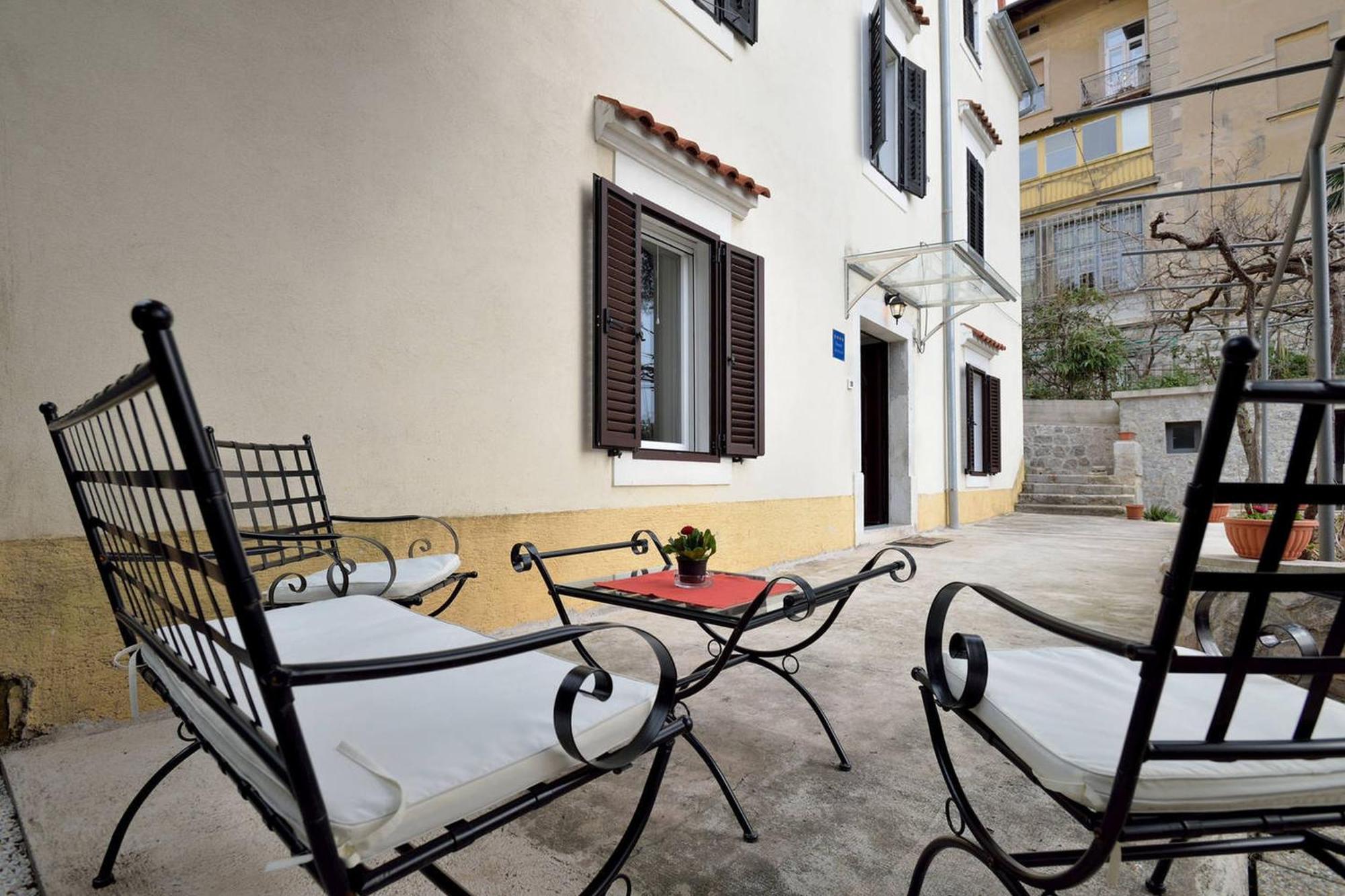 Apartment Opatija Lavanda ภายนอก รูปภาพ